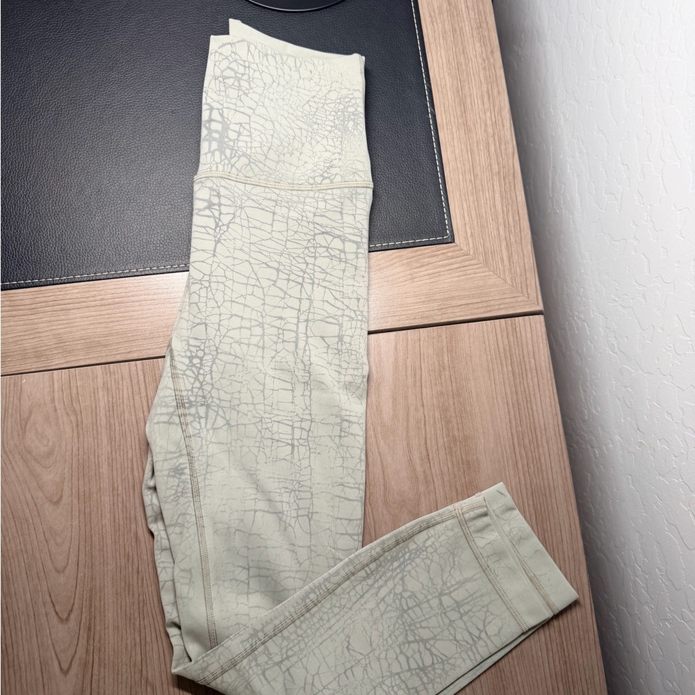 Lululemon Wunder Train HR Tight 25” Dye Thread Dye - 4